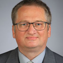 Dr. Gert Hahne